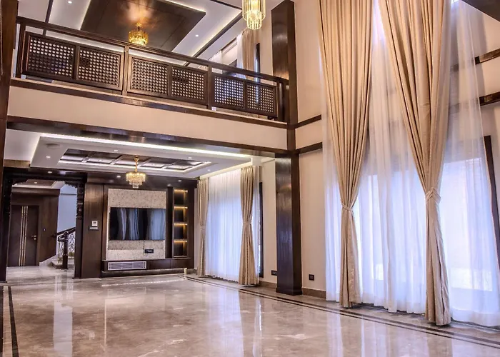 Pinnacle Villas, Villa Kathmandu